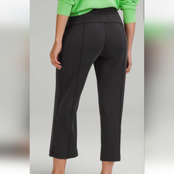 Lululemon Softstreme High-Rise Straight Leg Crop Black Size 10 - Picture 2 of 16